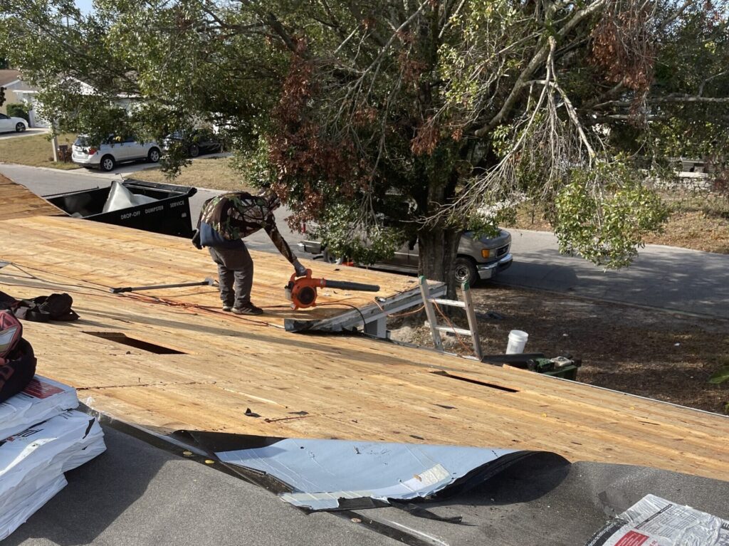 24/7 emergency response teams